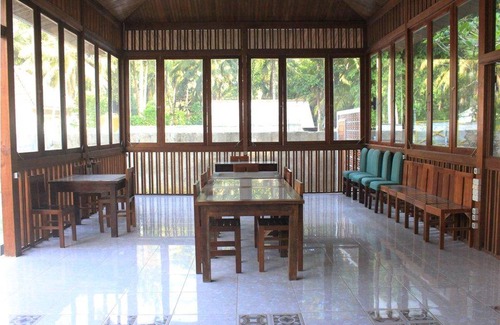 Sumberagung House | 40 m² Bungalow ∙ 4 guests