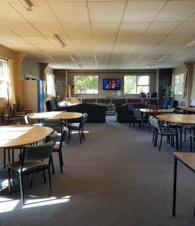 Twizel Hotel | 40 m² Motel ∙ 3 bedrooms ∙ 9 guests