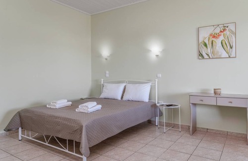 Kiparissia Apartment | 40 m² Studio flat ∙ 1 bedroom ∙ 4 guests