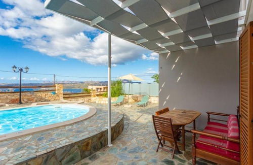 Megala Chorafia Villa | 410 m² Villa ∙ 9 bedrooms ∙ 19 guests