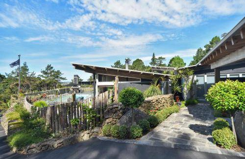 Paremoremo Cabin | 42 m² Lodge ∙ 8 guests