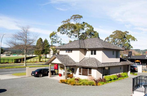 Fenton Street Hotel | 42 m² Motel ∙ 127 guests