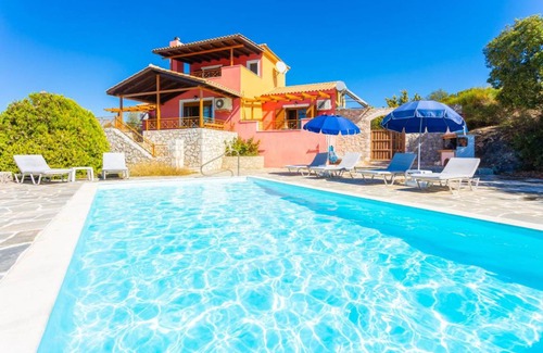Mesovounia Villa | 432 m² Villa ∙ 10 bedrooms ∙ 28 guests