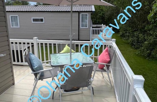 Prestonpans Cabin | 45 m² Lodge ∙ 3 bedrooms ∙ 8 guests