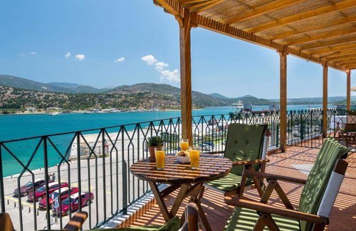 Argostoli Town Apartment | 45 m² Serviced apartment ∙ 3 guests