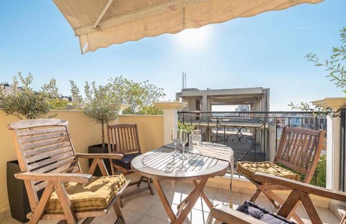 Kerameikos Apartment | 50 m² Apartment ∙ 1 bedroom ∙ 4 guests