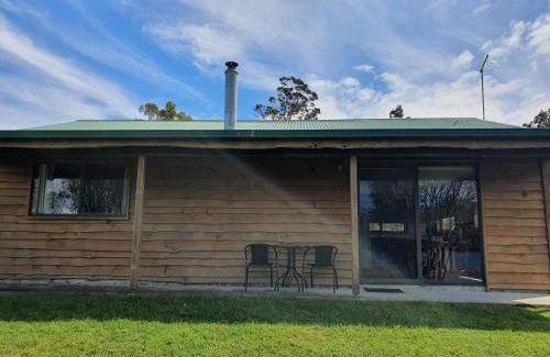 Rawlinna Cabin | 50 m² Lodge ∙ 2 bedrooms ∙ 127 guests