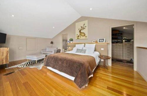 North Hobart Apartment | 52 m² Apartment ∙ 1 bedroom ∙ 2 guests