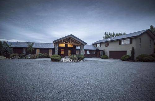 Hanmer Springs Cabin | 54 m² Lodge ∙ 2 guests