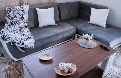 Ampelokipoi-Menemeni Apartment | 55 m² Apartment ∙ 1 bedroom ∙ 4 guests
