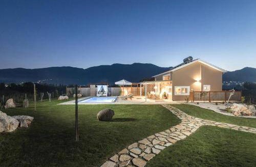 Alonia House | 55 m² House ∙ 3 guests