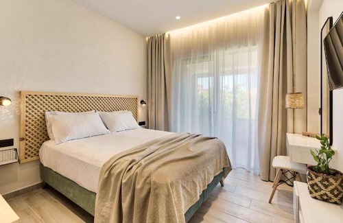 Kalamaki Apartment | 55 m² Serviced apartment ∙ 2 bedrooms ∙ 10 guests