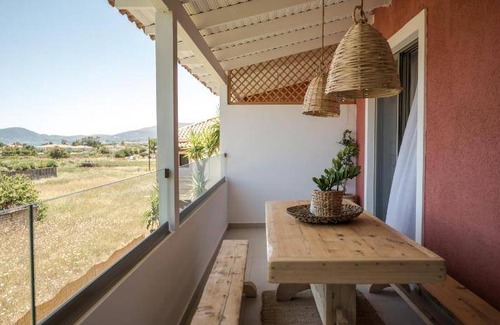 Kalamaki Apartment | 55 m² Serviced apartment ∙ 2 bedrooms ∙ 10 guests