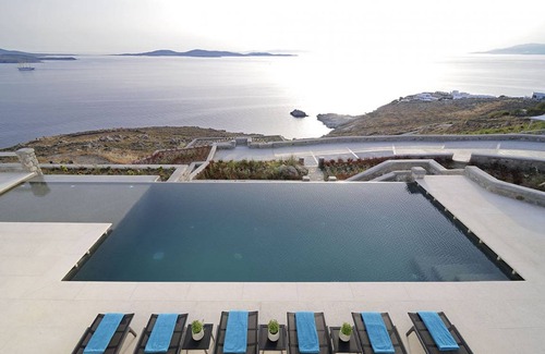 Agios Ioannis Villa | 550 m² Villa ∙ 7 bedrooms ∙ 14 guests