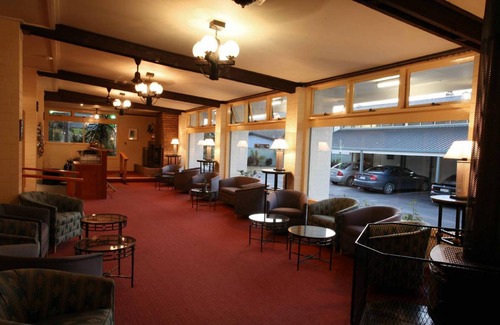 Queenstown Hotel | 56 m² Motel ∙ 127 guests
