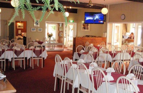 Queenstown Hotel | 56 m² Motel ∙ 127 guests