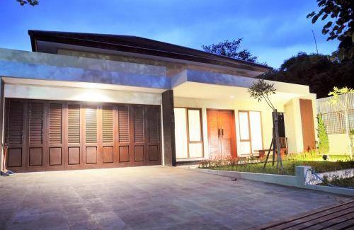 Bandung Villa | 600 m² Villa ∙ 6 bedrooms ∙ 14 guests