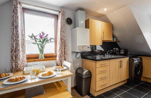 Dingwall Apartment | 64 m² Apartment ∙ 2 bedrooms ∙ 4 guests