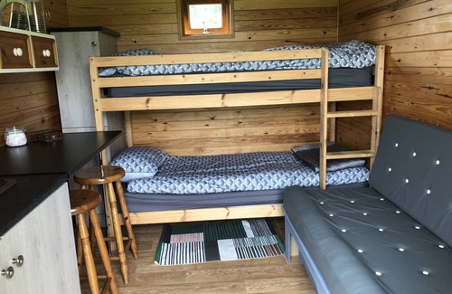 Hawick Cabin | 65 m² Cabin ∙ 1 bedroom ∙ 4 guests