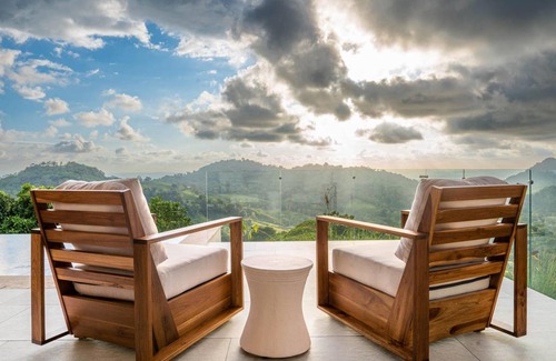 Tres Rios Villa | 650 m² Villa ∙ 4 bedrooms ∙ 8 guests