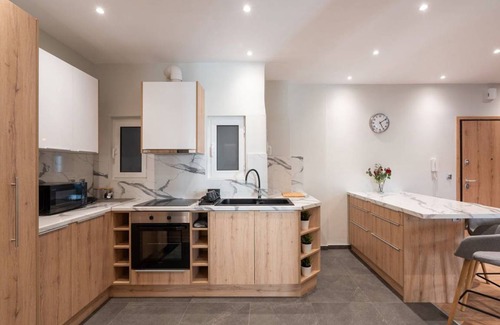 Pangrati Apartment | 70 m² Apartment ∙ 2 bedrooms ∙ 4 guests