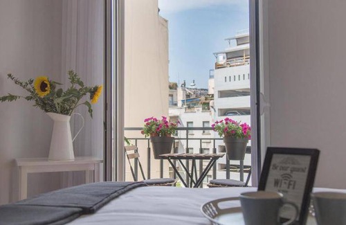 Athens City Centre Apartment | 70 m² Apartment ∙ 6 guests
