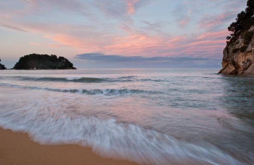 Ngaio Bay Apartment | 70 m² Apartment ∙ 2 bedrooms ∙ 127 guests