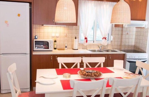 Episkopos House | 70 m² House ∙ 2 bedrooms ∙ 4 guests