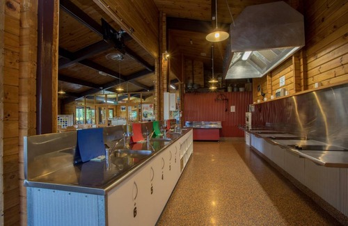 Te Anau Resort | 70 m² Resort ∙ 4 bedrooms ∙ 7 guests