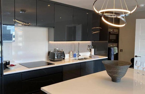 City Centre Glasgow Apartment | 72 m² Apartment ∙ 2 bedrooms ∙ 4 guests