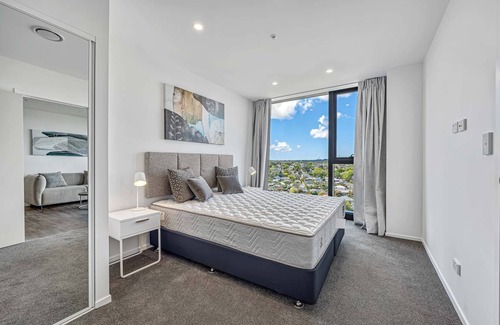 Greenlane - Ellerslie Apartment | 72 m² Apartment ∙ 2 bedrooms ∙ 4 guests