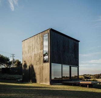 Douglas River House | 72 m² House ∙ 2 guests