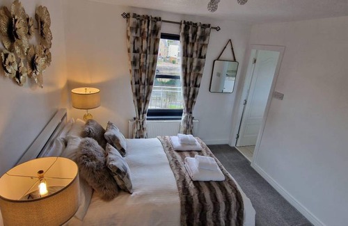 Kirkcaldy Apartment | 75 m² Apartment ∙ 2 bedrooms ∙ 5 guests