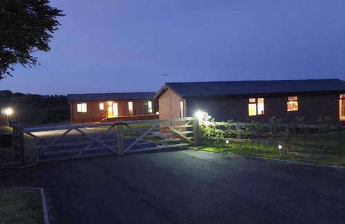 Lochwinnoch House | 75 m² House ∙ 2 bedrooms ∙ 4 guests