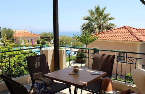 Karavados House | 75 m² House ∙ 2 bedrooms ∙ 20 guests