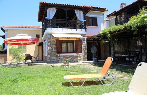 Nikita House | 75 m² House ∙ 3 bedrooms ∙ 6 guests