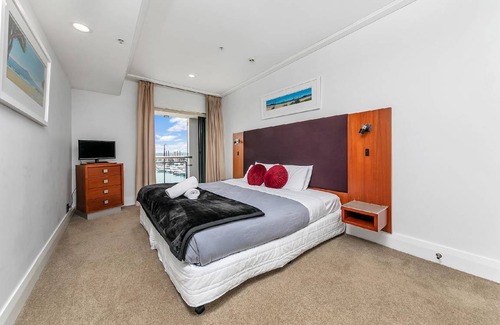 Auckland Central Business District Apartment | 78 m² Apartment ∙ 2 bedrooms ∙ 4 guests