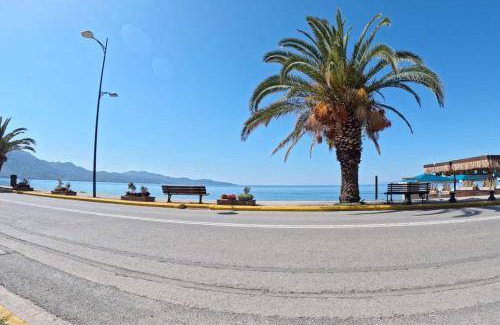 Anatolikos Sinikismos Apartment | 80 m² Apartment ∙ 2 bedrooms ∙ 4 guests