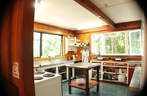 Marahau Resort | 80 m² Resort ∙ 4 bedrooms ∙ 10 guests