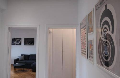 Piraeus Apartment | 83 m² Apartment ∙ 2 bedrooms ∙ 6 guests
