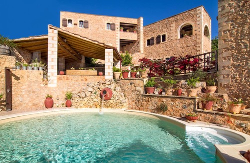 Samonas House | 85 m² House ∙ 2 bedrooms ∙ 4 guests
