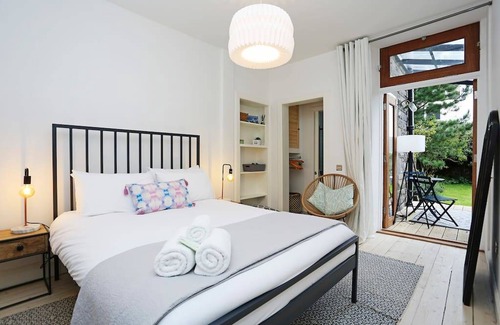 North Berwick Apartment | 95 m² Apartment ∙ 2 bedrooms ∙ 5 guests