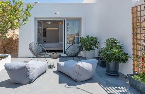 Syros House | 95 m² House ∙ 2 bedrooms ∙ 6 guests