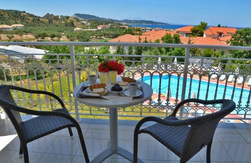 Argassi Apartment | 99 m² Serviced apartment ∙ 3 bedrooms ∙ 6 guests