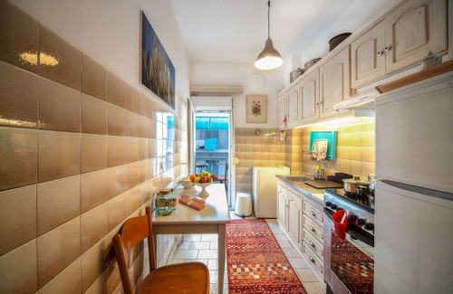 Thessaloniki City Centre Apartment | a comfortable apartment with romantic notes in historical center of the town.