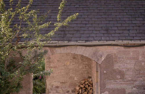 Penicuik Cottage | A stylish country cottage near Edinburgh. Wood-fired sauna. Pet friendly.