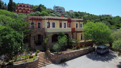 Karfas Apartment | Aeriko Benovias Rooms & Apartments