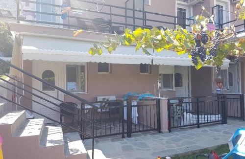 Chrisi Akti Apartment | Aiolos II
