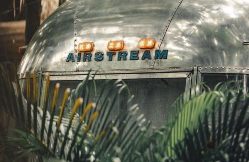 Playa Guiones Hotel | Airstream by the Sea