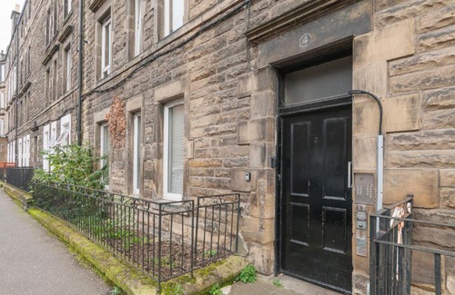 Edinburgh Apartment | Albion Terrace Apartment